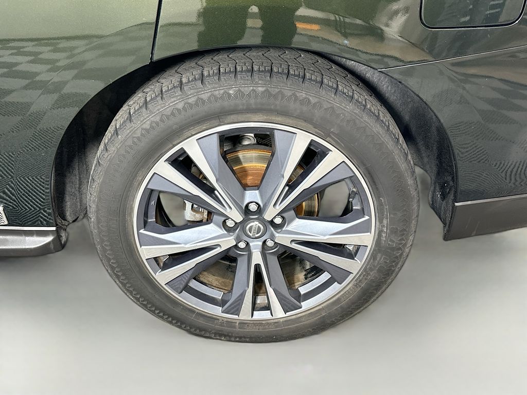 2019 Nissan Pathfinder Platinum 26