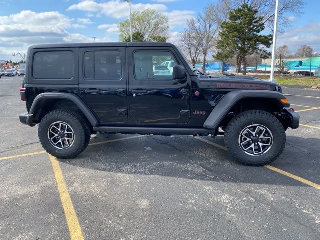 2024 Jeep Wrangler Rubicon 4