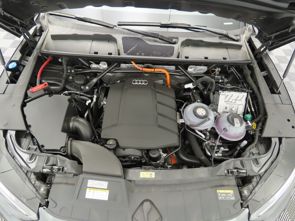 2025 Audi Q5  30
