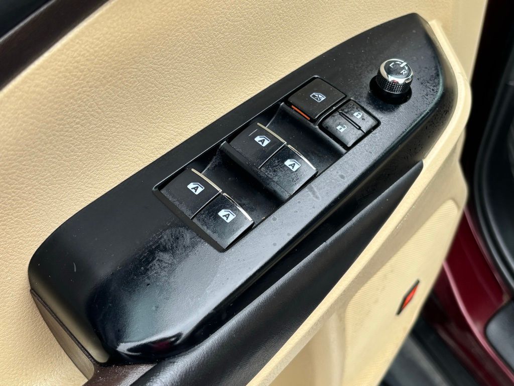 2019 Toyota Highlander Hybrid Limited photo