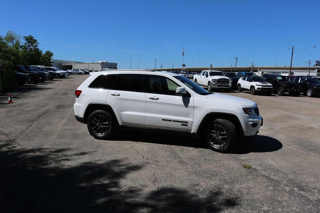 Used Car 2016 Jeep Grand Cherokee  75th Anniversary Edition For Sale Under $12,000 In Austin, Texas