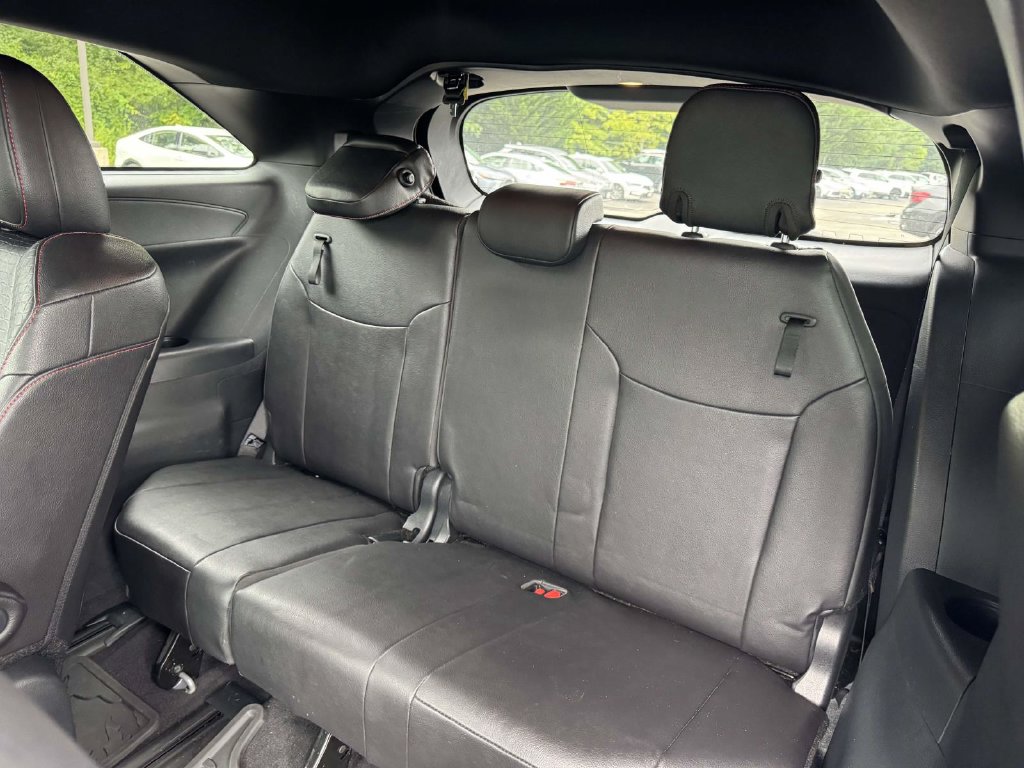 Used 2025 Toyota Sienna Van