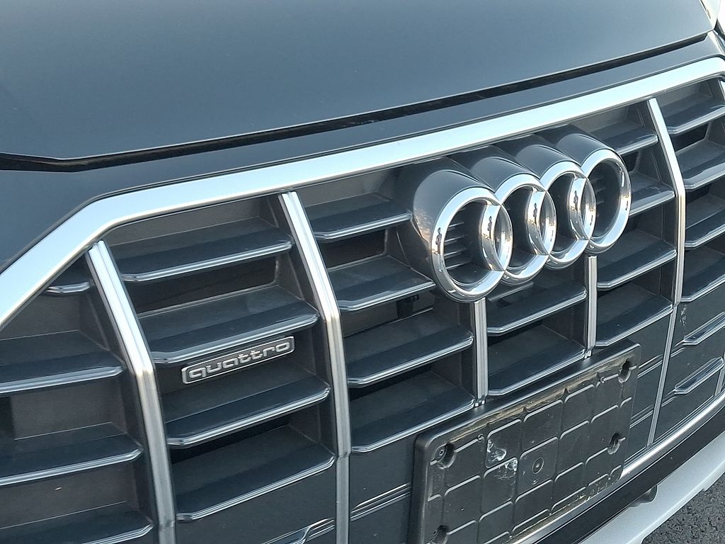 Thumbnail: 2024 Audi Q5 - 4