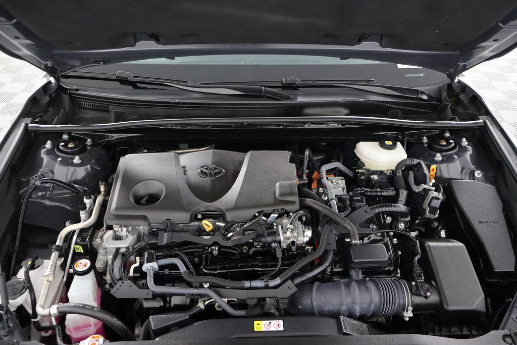 Thumbnail: 2025 Toyota Camry - 15