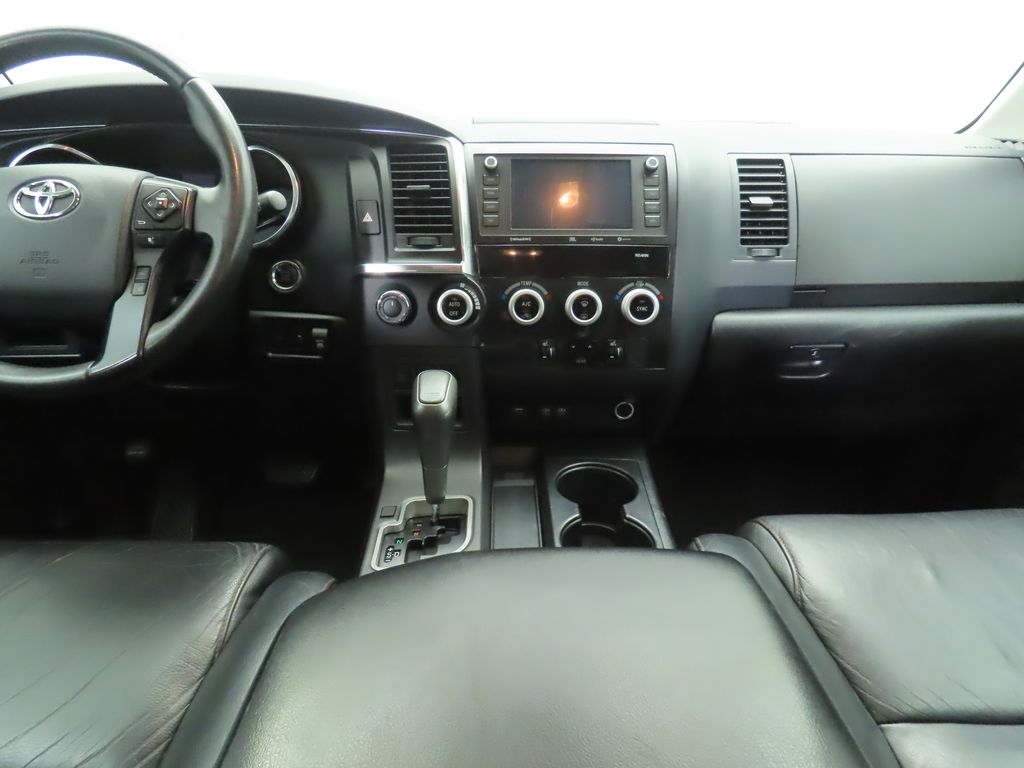 Thumbnail: 2020 Toyota Sequoia - 13