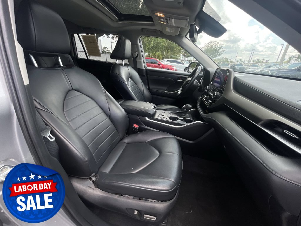Used 2023 Toyota Highlander SUV