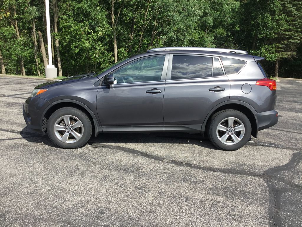 Thumbnail: 2015 Toyota RAV4 - 2