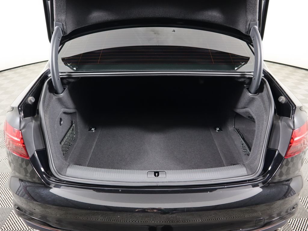 Thumbnail: 2022 Audi S4 - 29