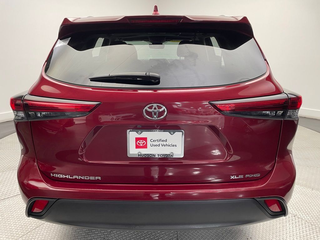 2023 Toyota Highlander XLE 6