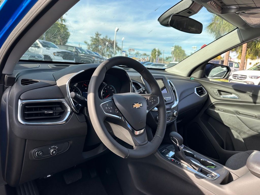 2024 Chevrolet Equinox LT 24