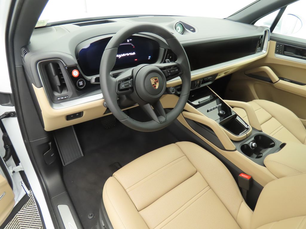 Thumbnail: 2025 Porsche Cayenne - 4