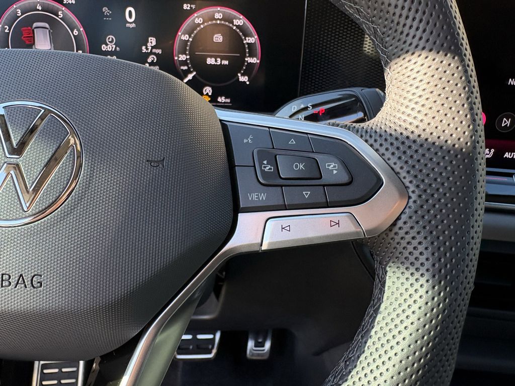 New 2026 Sandstone Volkswagen 2.0T SE R-Line Black image 17