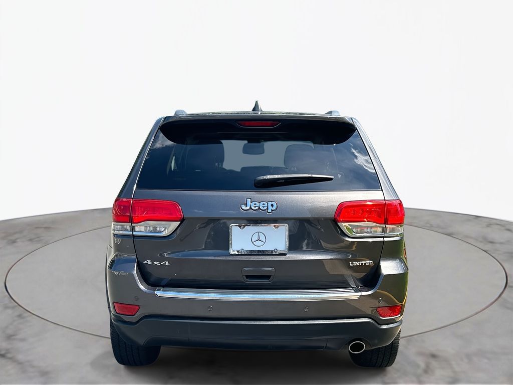 Thumbnail: 2017 Jeep Grand Cherokee - 5