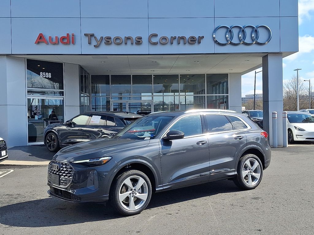 Thumbnail: 2026 Audi Q5 - 1