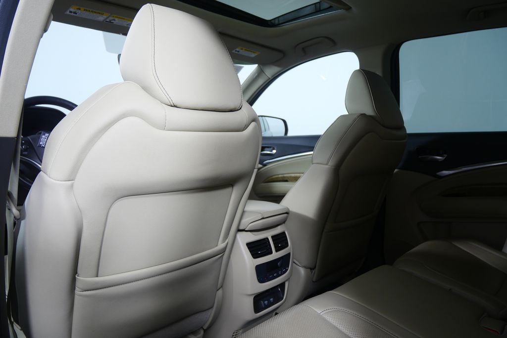 Thumbnail: 2019 Acura MDX - 18