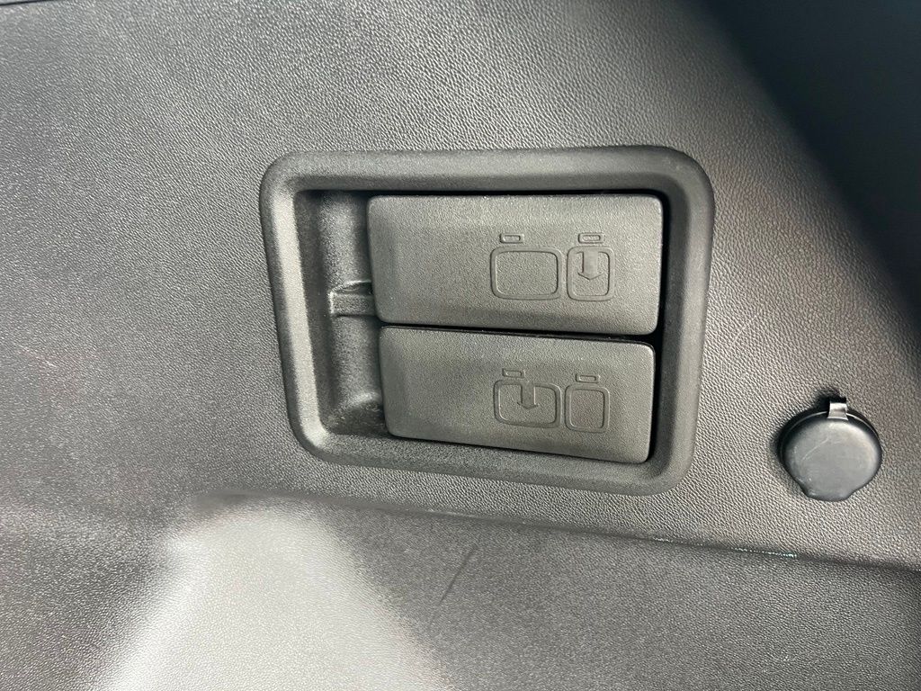 Used 2024 Chevrolet Equinox SUV