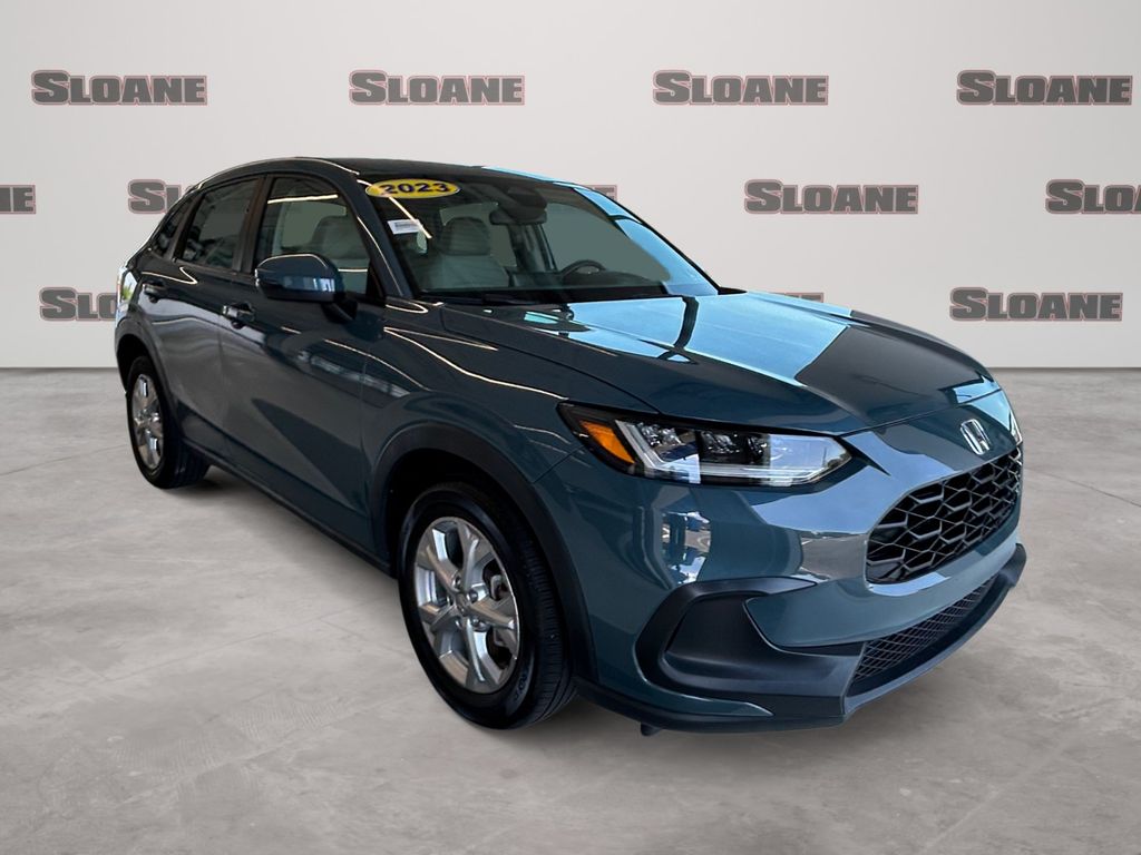 View vehicle photo 7