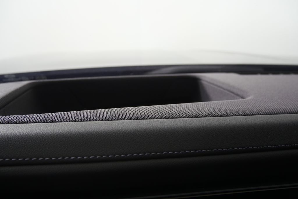 Thumbnail: 2023 BMW 7 Series - 23