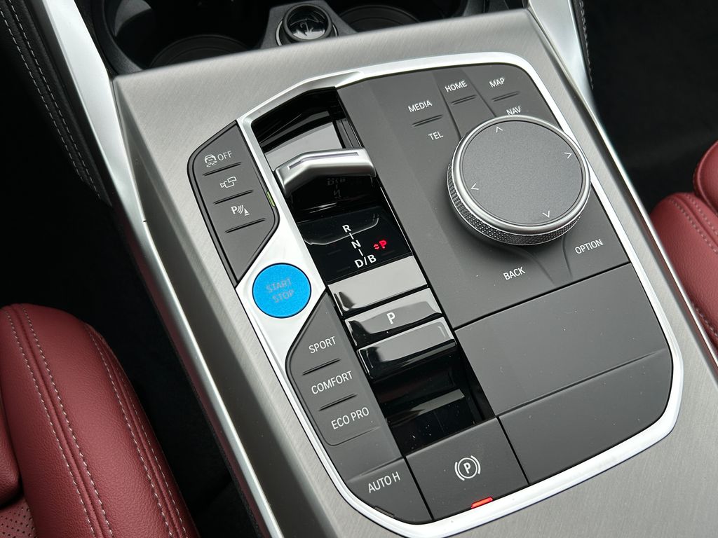 2025 BMW i4 eDrive40 28