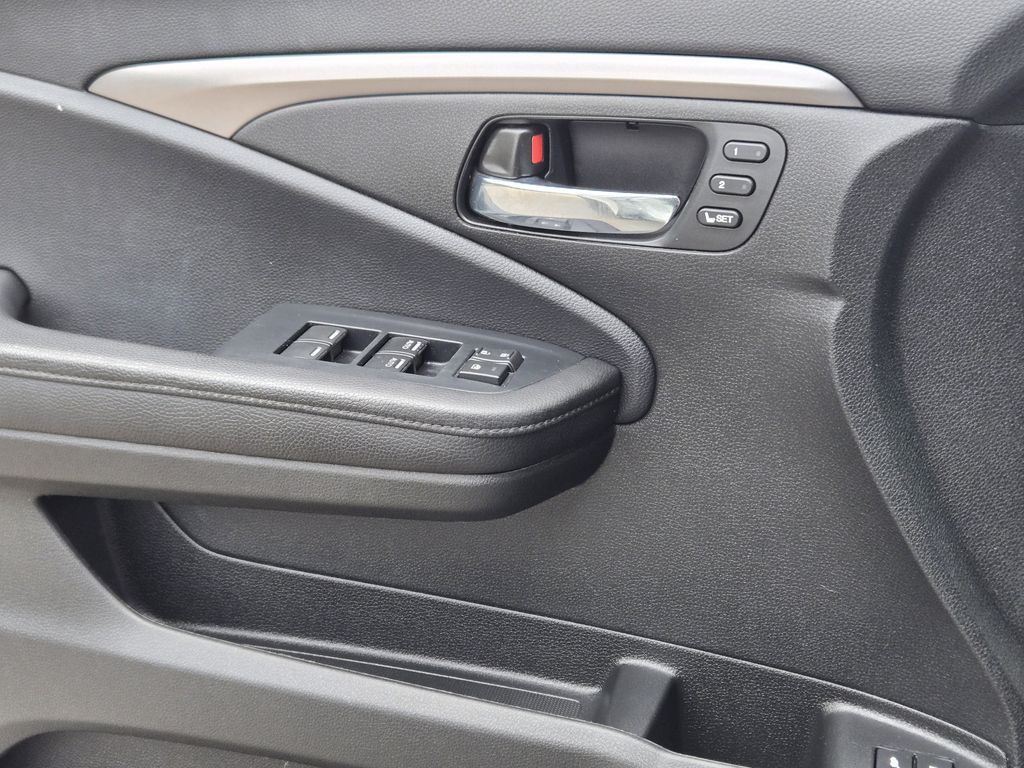 used 2022 Honda Pilot car, priced at $28,154