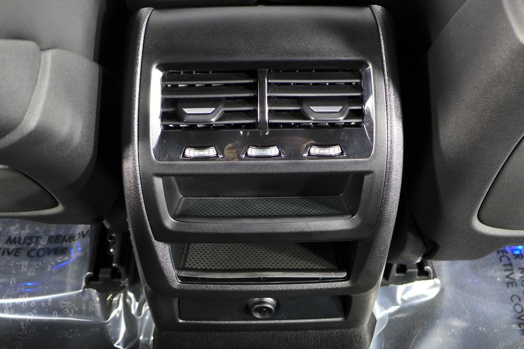Thumbnail: 2024 BMW X6 - 24