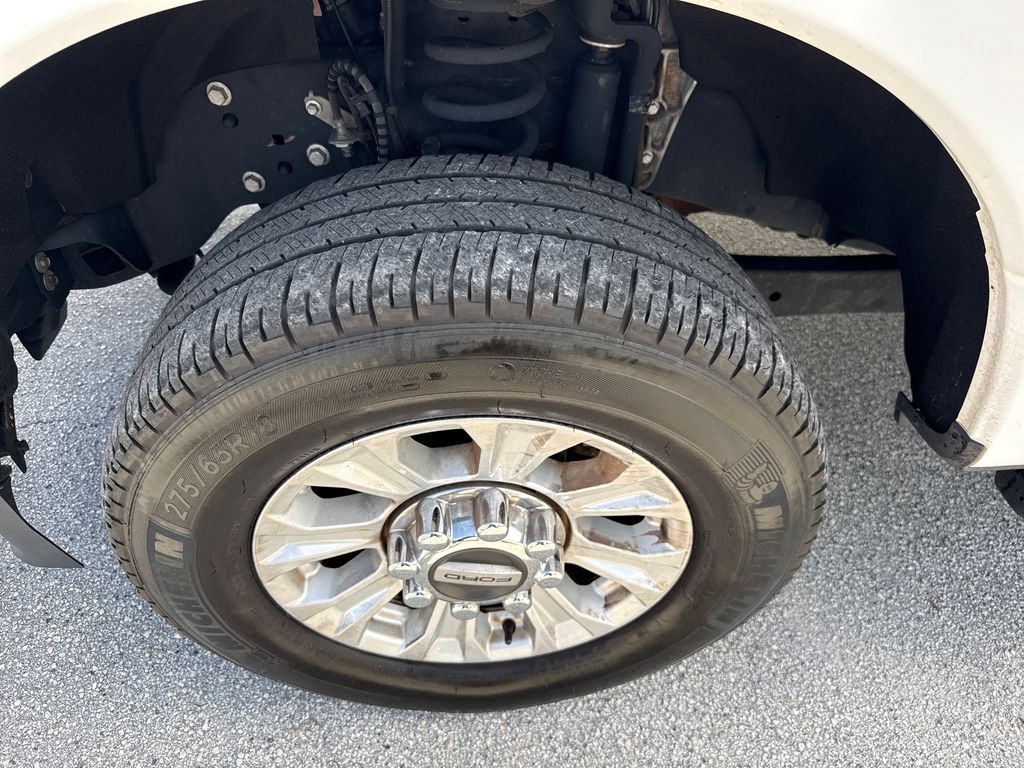 Used 2020 White Ford XLT image 11