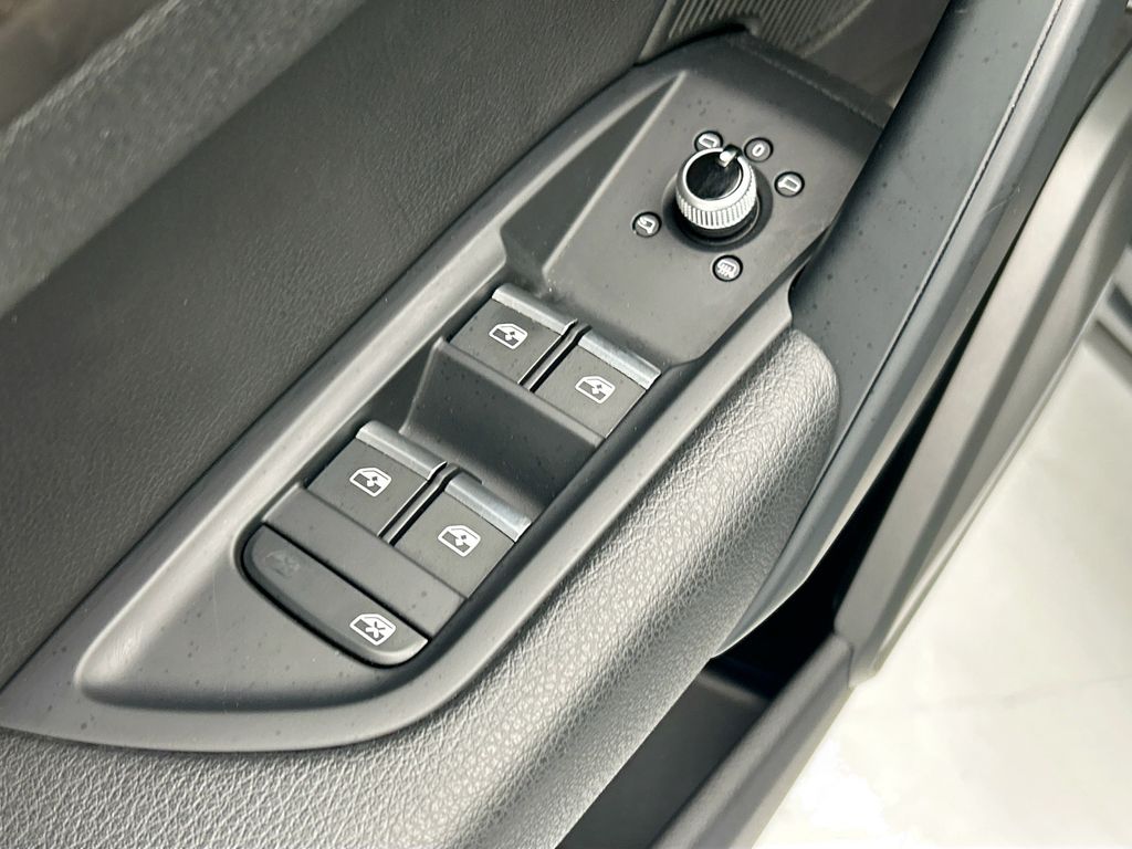 Thumbnail: 2018 Audi Q5 - 22