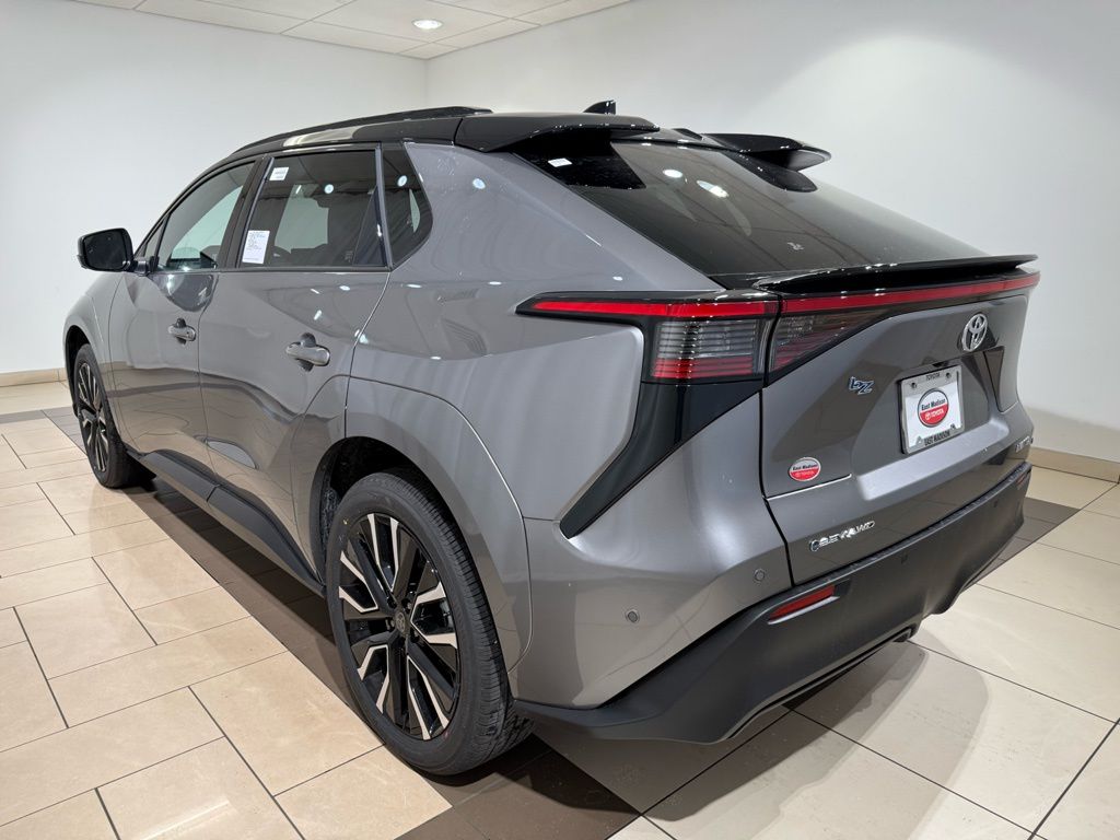 Thumbnail: 2026 Toyota bZ - 3