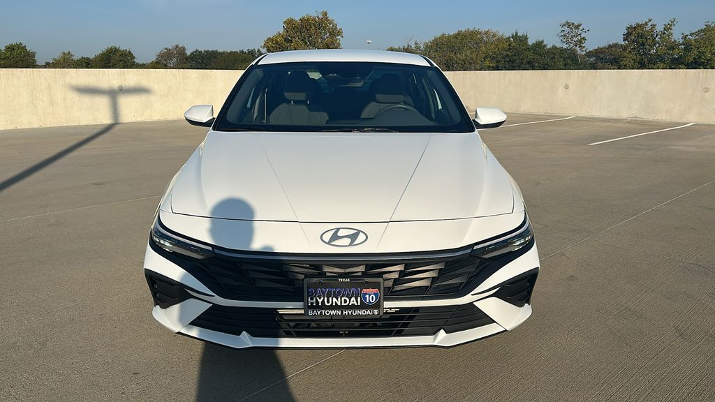 2024 Hyundai Elantra SEL White at Durrett Motor Company