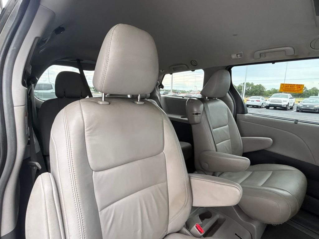 Used 2019 Toyota Sienna Van