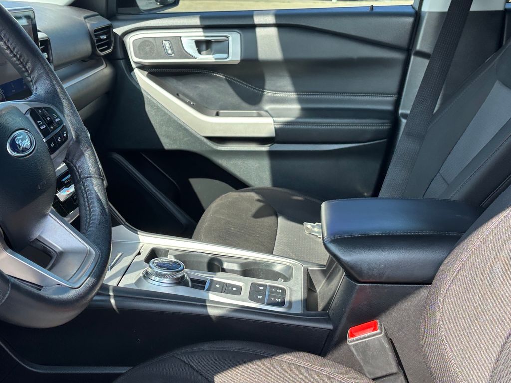 Used Car 2024 Ford Explorer  Xlt For Sale Under $30,000 In Austin, Texas