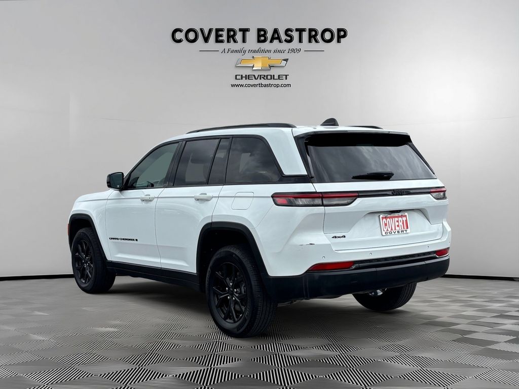 Used Car 2025 Jeep Grand Cherokee  Altitude For Sale Under $40,000 In Austin, Texas