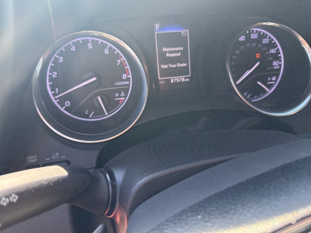 Thumbnail: 2020 Toyota Camry - 6
