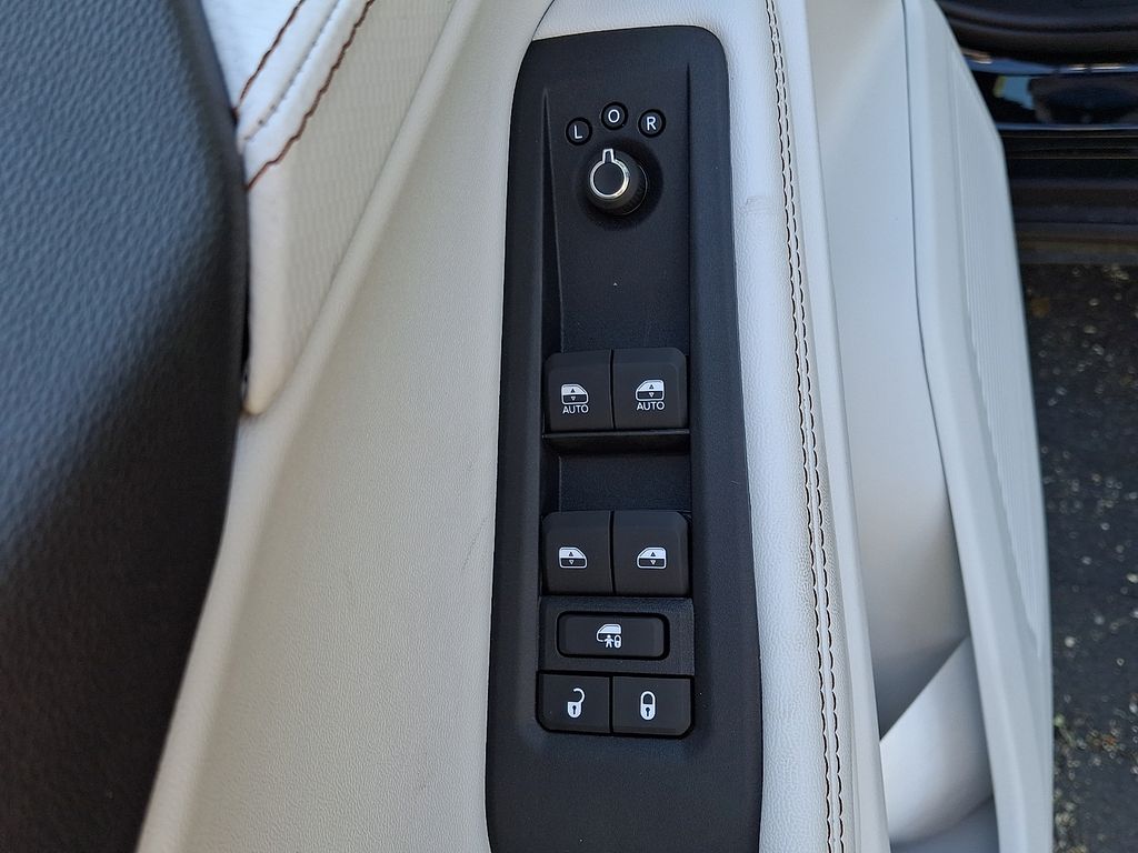 New 2026 Jeep Cherokee SUV