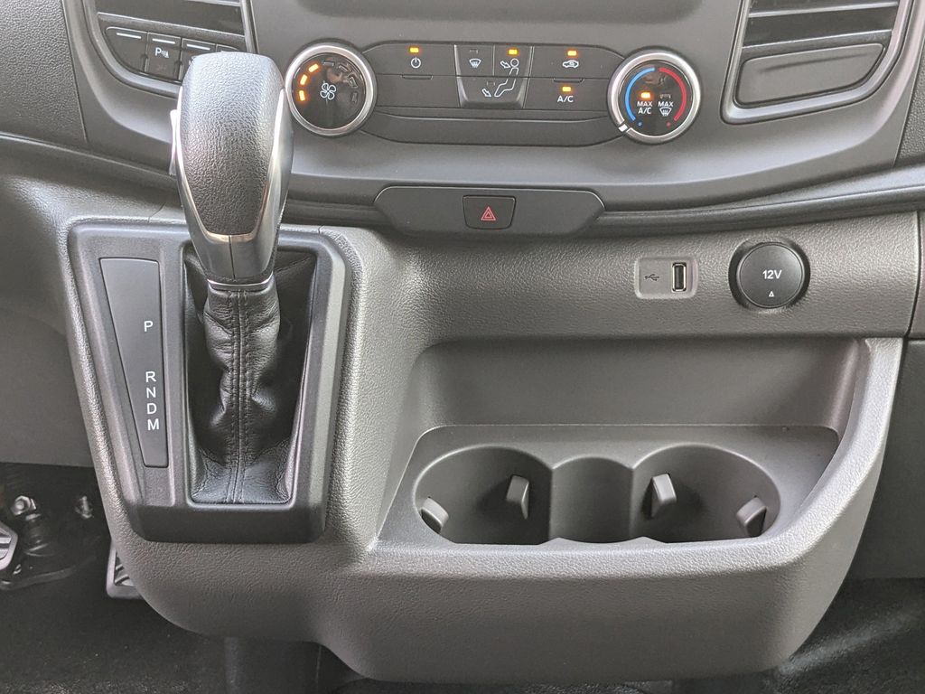 2025 Ford Transit 250