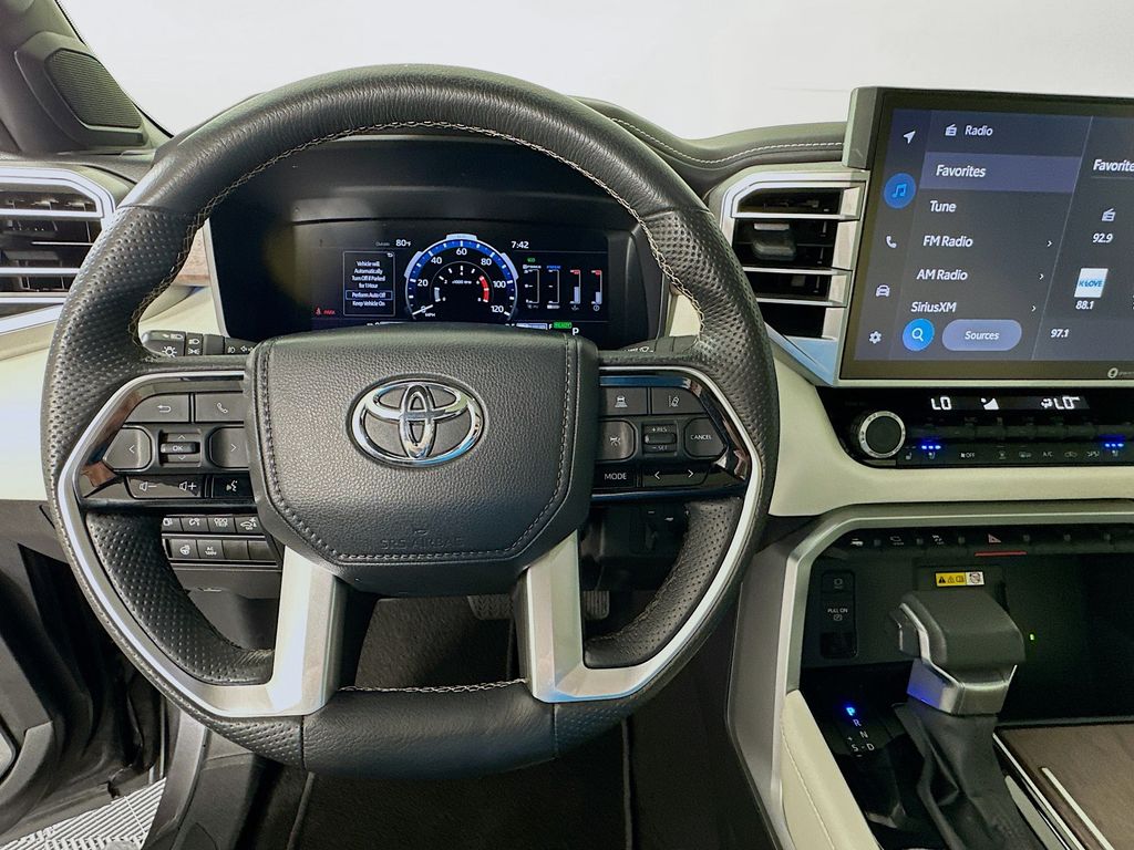 Thumbnail: 2024 Toyota Tundra - 11