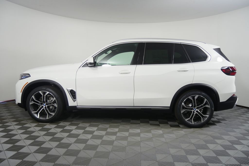 Thumbnail: 2026 BMW X5 - 6