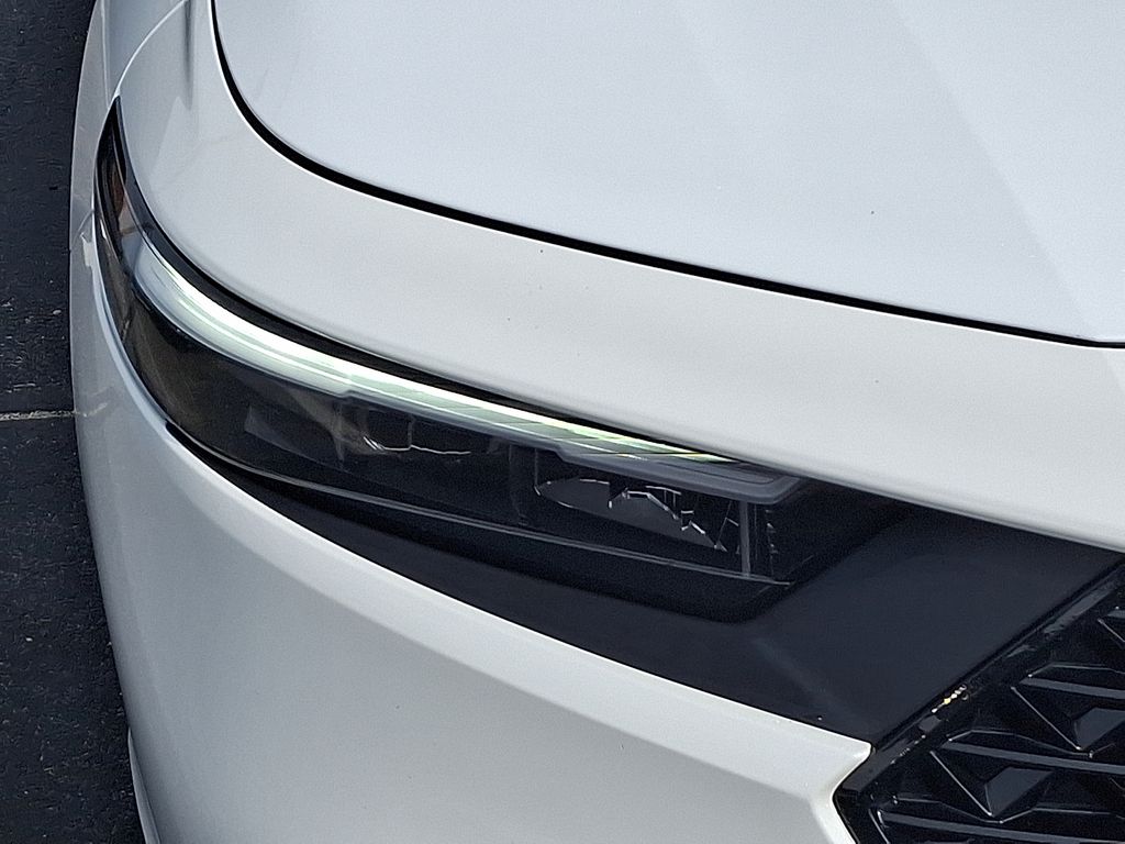 2023 Honda Accord Sport-L 9
