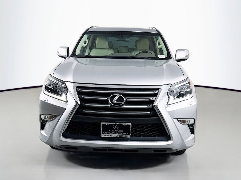 Thumbnail: 2015 Lexus GX - 2