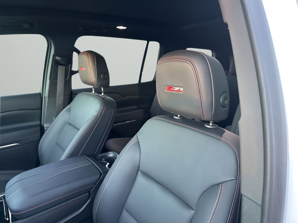 Used Car 2025 Chevrolet Traverse  Z71 For Sale Under $50,000 In Austin, Texas