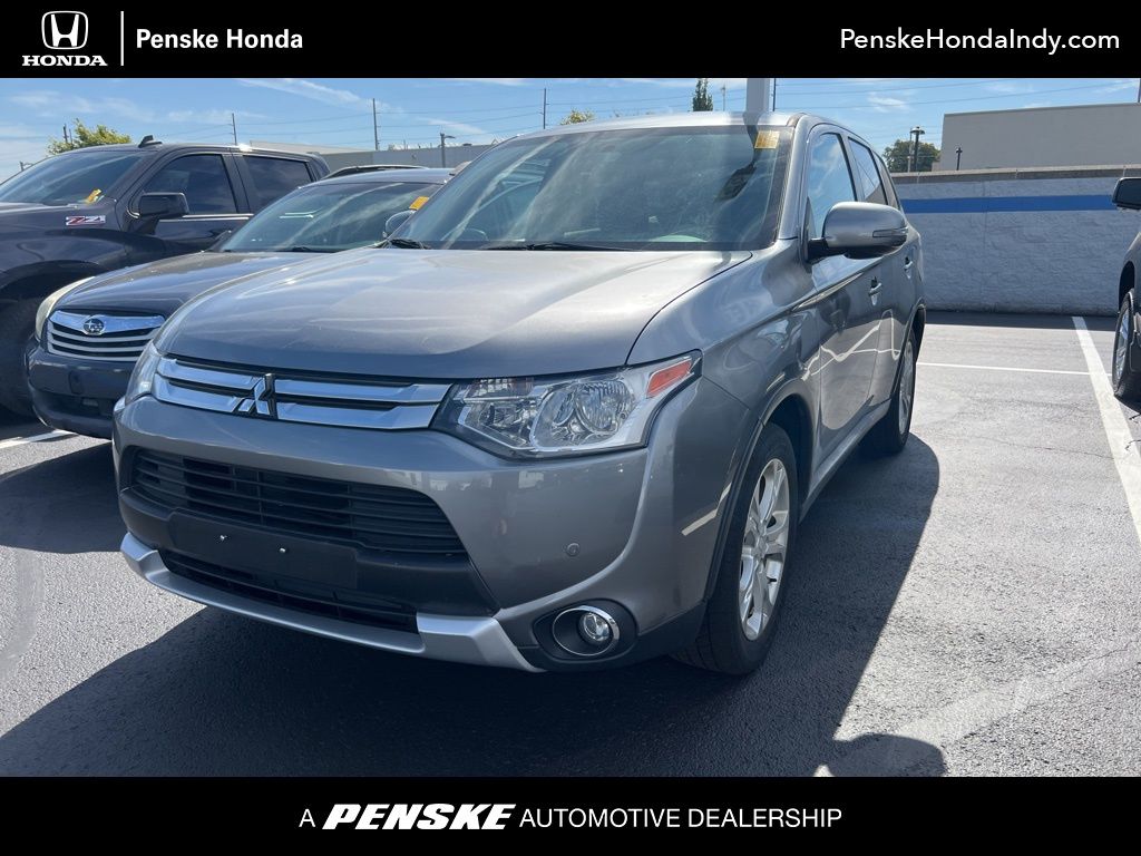 2015 Mitsubishi Outlander SE -
                  Indianapolis, IN