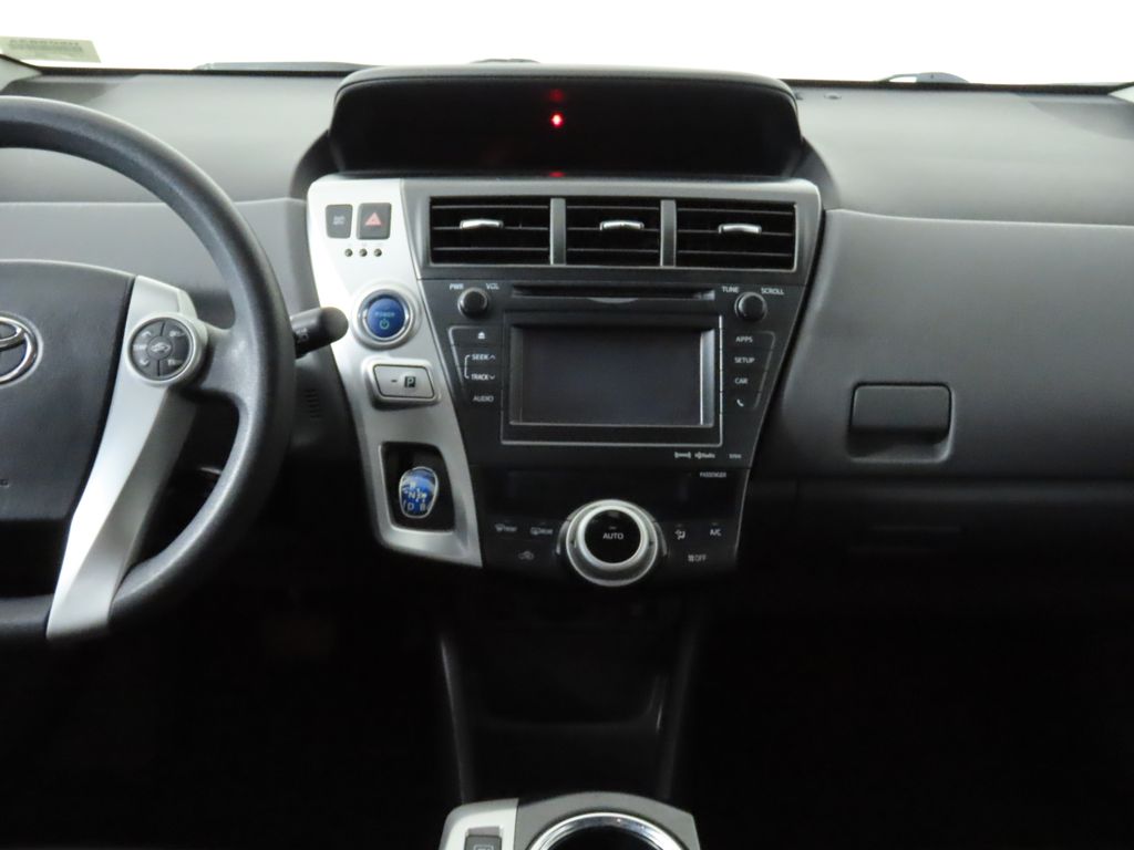 2012 Toyota Prius v Five 14