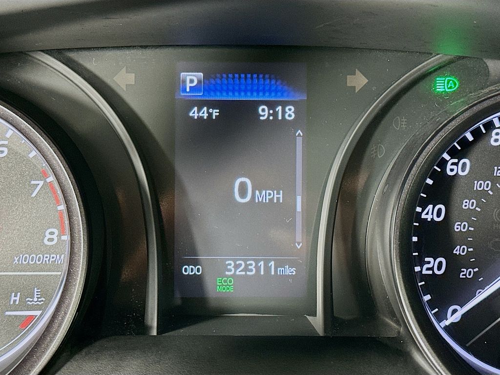 Thumbnail: 2024 Toyota Camry - 12