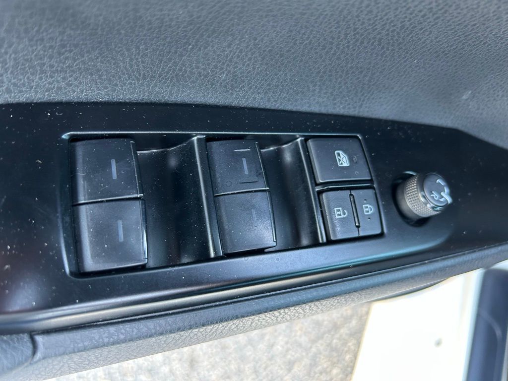 Thumbnail: 2025 Toyota Camry - 16