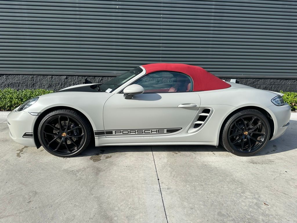 2024 Porsche 718 Boxster  2