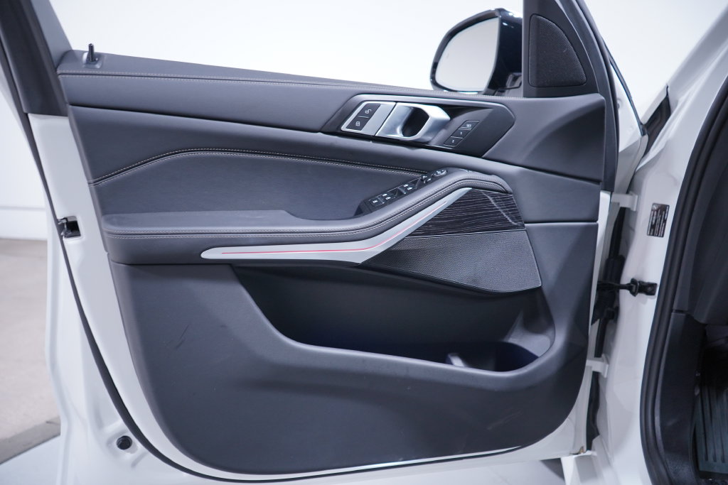 Thumbnail: 2025 BMW X5 - 17