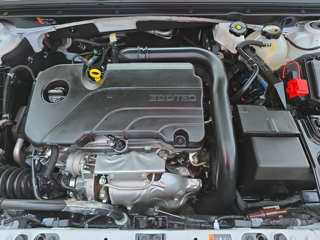 Used 2025 Chevrolet Malibu Sedan