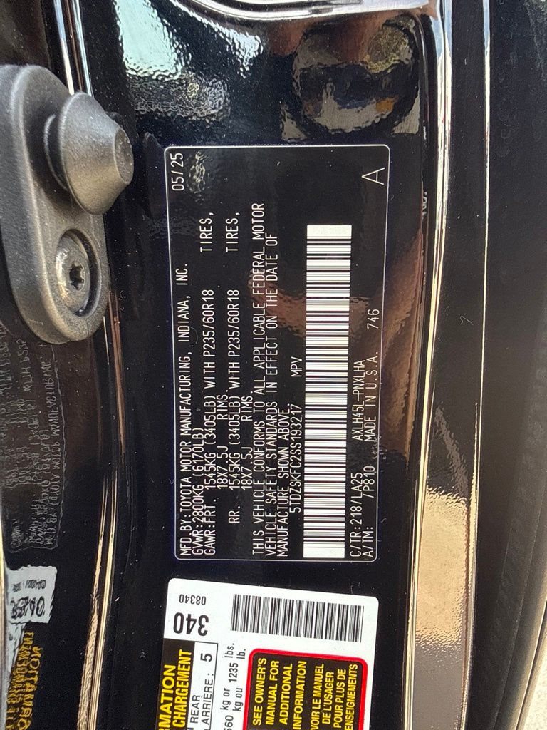Used 2025 Toyota Sienna Van