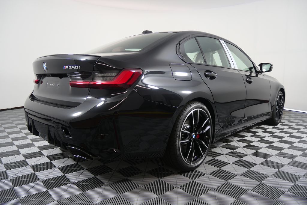 2025 BMW 3 Series M340i 3