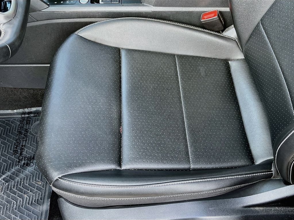 2021 Volkswagen Atlas 3.6L V6 SE w/Technology Gray at Bravo Nissan